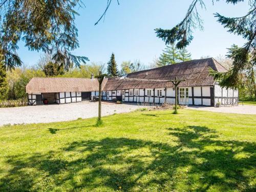 Grenaa House | 7 person holiday home in Grenaa