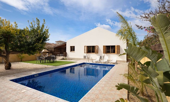 Ayia Marina Chrysochous Villa | 70 m² Villa ∙ 3 bedrooms ∙ 7 guests