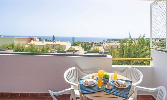 Alporchinhos Apartment | 70 m² Apartment ∙ 1 bedroom ∙ 4 guests