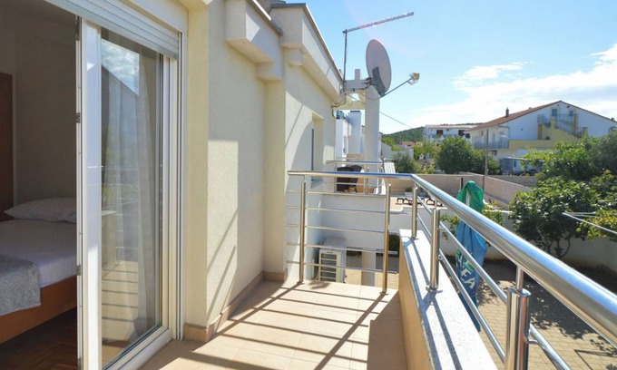 Pirovac Apartment | 70 m² Apartment ∙ 2 bedrooms ∙ 6 guests