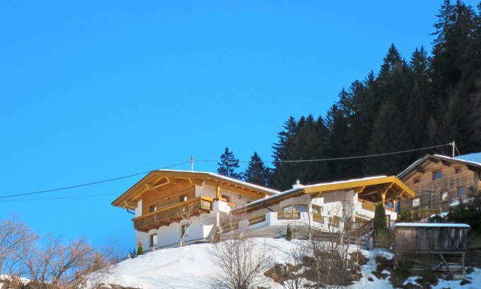 See Apartment | 70 m² Apartment ∙ 2 bedrooms ∙ 7 guests