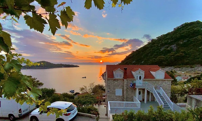 Sobra Apartment | 70 m² Apartment ∙ 3 bedrooms ∙ 7 guests