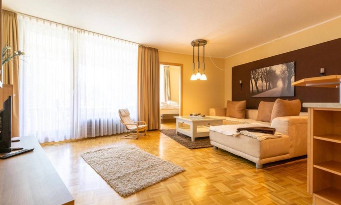 Immenstaad am Bodensee Apartment | 70 m² Apartment ∙ 1 bedroom ∙ 5 guests