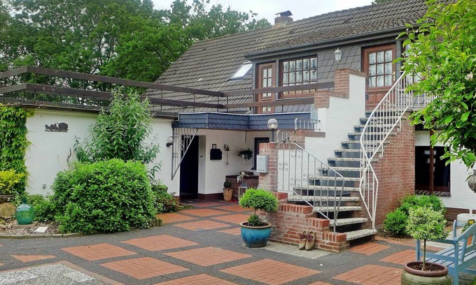 Luetetsburg Apartment | 70 m² Apartment ∙ 2 bedrooms ∙ 3 guests