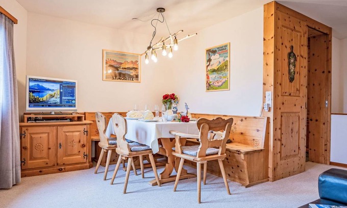 Sils-Maria Apartment | 70 m² Apartment ∙ 2 bedrooms ∙ 4 guests