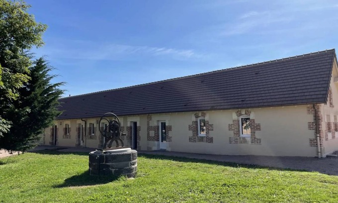 Thiel-sur-Acolin House | 70 m² House ∙ 2 bedrooms ∙ 4 guests