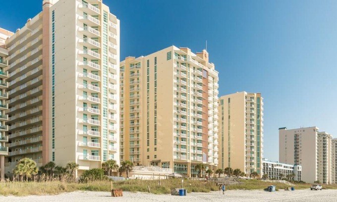 Ocean Drive Condo | 73 m² Condo ∙ 1 bedroom ∙ 4 guests