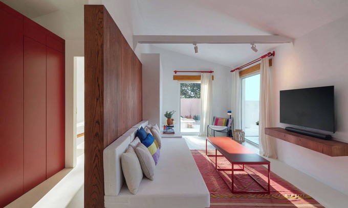 Yalikavak Villa | 73 Yalikavak — Reimagined Village Villa with AC, WiFi & Plunge Pool
