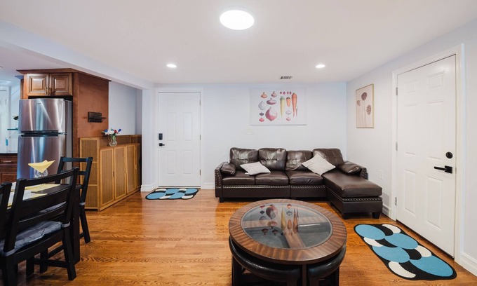 Quincy Apartment | 74L - 2BR Quincy - Cozy Couple Hideout near Wollaston Beach