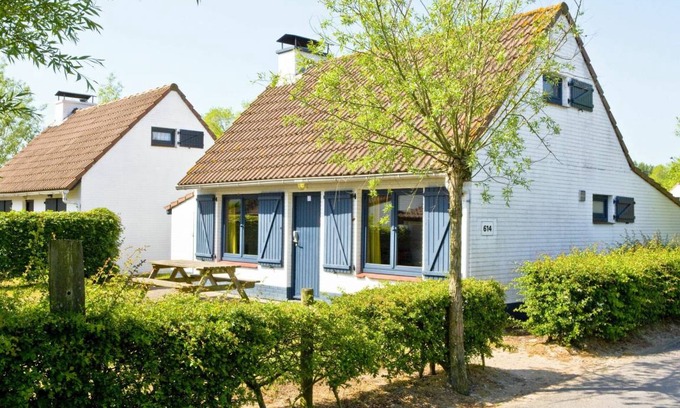 Koksijde Other | 75 m² Accommodation ∙ 3 bedrooms ∙ 6 guests