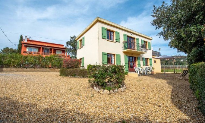La Croix-Valmer Apartment | 75 m² Apartment ∙ 3 bedrooms ∙ 6 guests