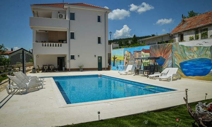 Imotski Apartment | 75 m² Apartment ∙ 2 bedrooms ∙ 5 guests