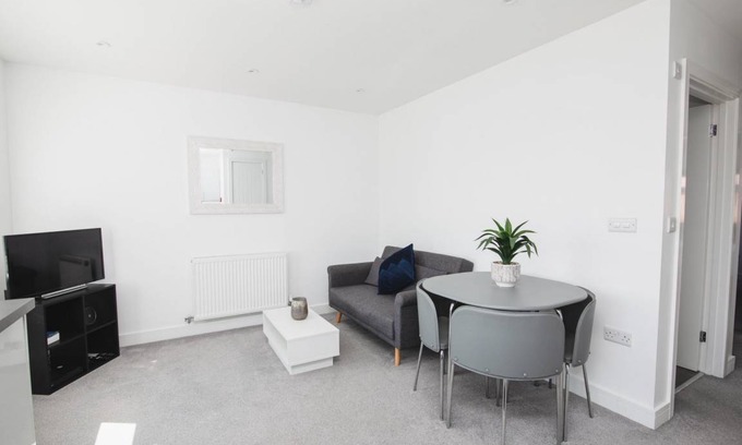 Didcot Apartment | 75 m² Apartment ∙ 2 bedrooms ∙ 3 guests