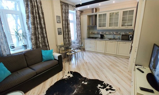 Besarabka Apartment | 75 m² Apartment ∙ 3 bedrooms ∙ 5 guests