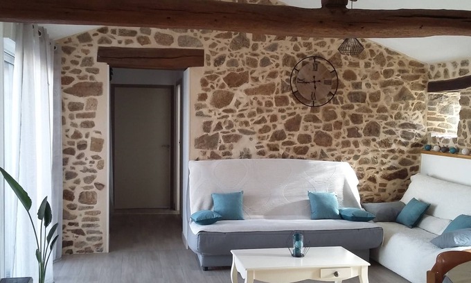 Cerizay House | 75 m2 farmhouse renovated 30 minutes from Puy du Fou