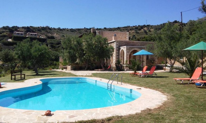 Triopetra House | 75 m² House ∙ 2 bedrooms ∙ 4 guests