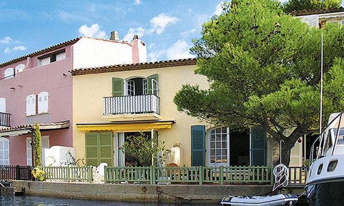 Port Grimaud House | 75 m² House ∙ 2 bedrooms ∙ 8 guests