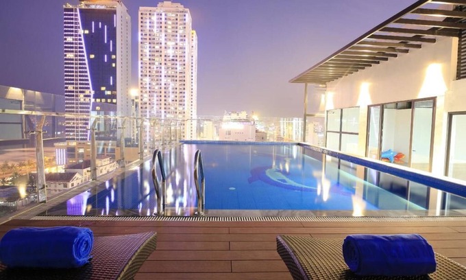 Ngu Hanh Son Hotel | 7S Sunny Ocean Hotel & Spa nằm ở khu vực bãi biển Mỹ Khê thuộc thành phố Đà Nẵng