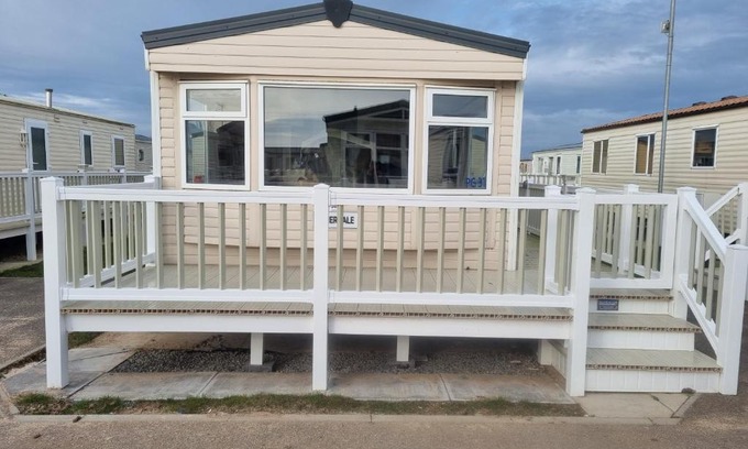 Chapel Saint Leonards Other | 8 BERTH DELUXE CARAVAN PG31