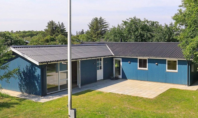 Lonstrup House | 8 person holiday home in Hjørring