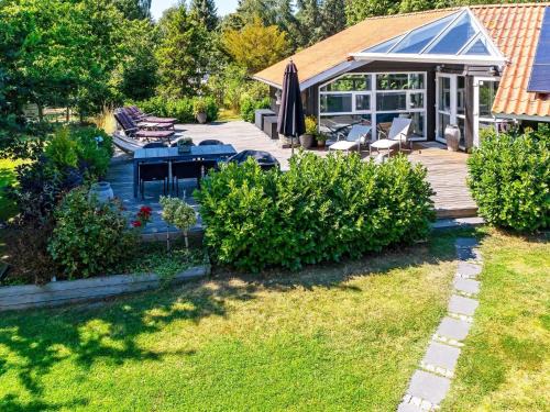 Smidstrup Strand House | 8 person holiday home in Gilleleje-By Traum