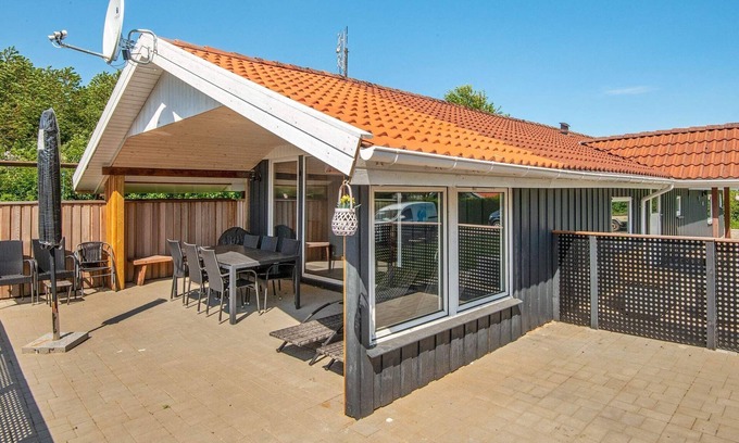 Hejlsminde Strand House | 8 person holiday home in Hejls-By Traum