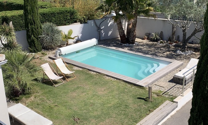 Montblanc Villa | 8-person villa with pool, 17km from Cap d'Agde and Pézenas