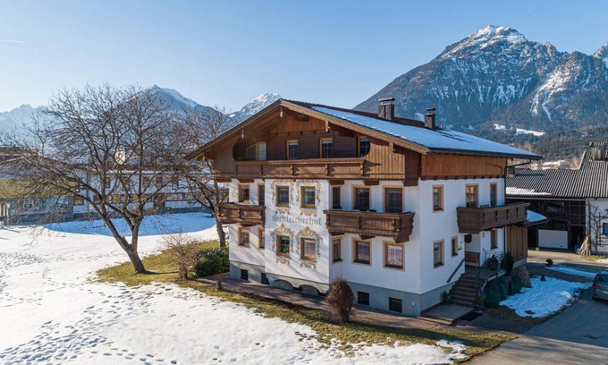 Strass im Zillertal Apartment | 80 m² Apartment ∙ 2 bedrooms ∙ 5 guests