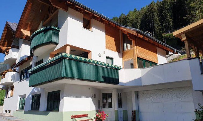 Mathon Apartment | 80 m² Apartment ∙ 2 bedrooms ∙ 5 guests