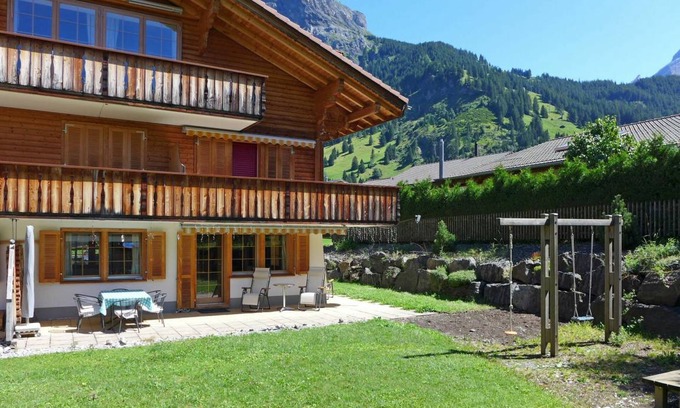 Blausee Apartment | 80 m² Apartment ∙ 2 bedrooms ∙ 4 guests