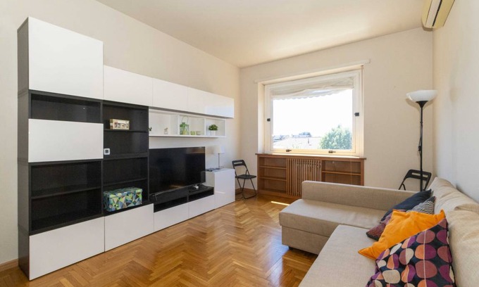 San Donato - Campidoglio Apartment | 80 m² Apartment ∙ 1 bedroom ∙ 4 guests