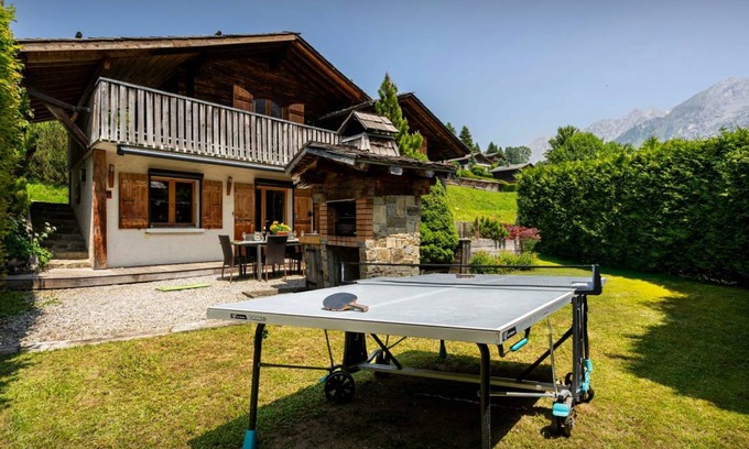 La Clusaz Ski Chalet | 80 m² Chalet ∙ 2 bedrooms ∙ 4 guests