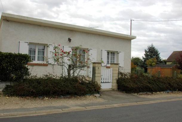 Huisseau-sur-Cosson House | 80 m² House ∙ 2 bedrooms ∙ 4 guests