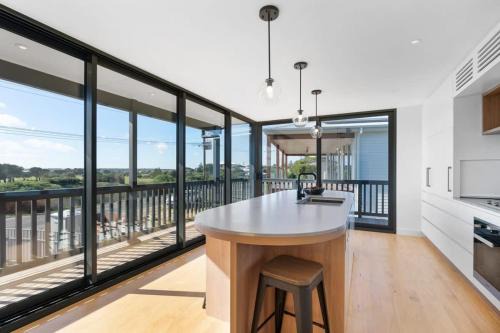 Goolwa South House | 81 Bristow-Smith Ave Goolwa Beach - BYO Linen - WiFi