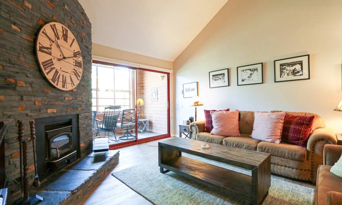 Mammoth Lakes Condo | 81 m² Condo ∙ 1 bedroom ∙ 4 guests