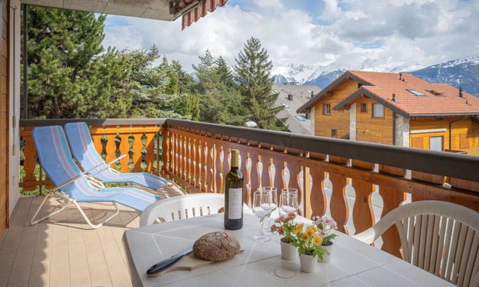 Ovronnaz Apartment | 82 m² Apartment ∙ 2 bedrooms ∙ 5 guests