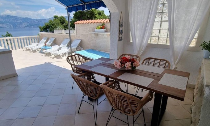 Postira Apartment | 83 m² Apartment ∙ 2 bedrooms ∙ 5 guests
