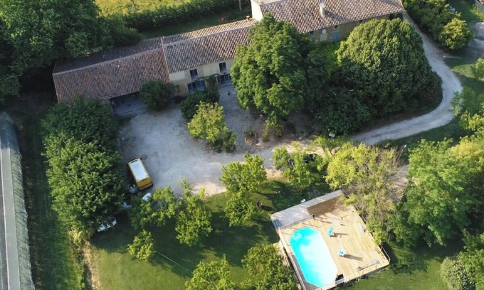 Althen-des-Paluds Other | 84B7 - Accommodation in a charming 18th century farmhouse