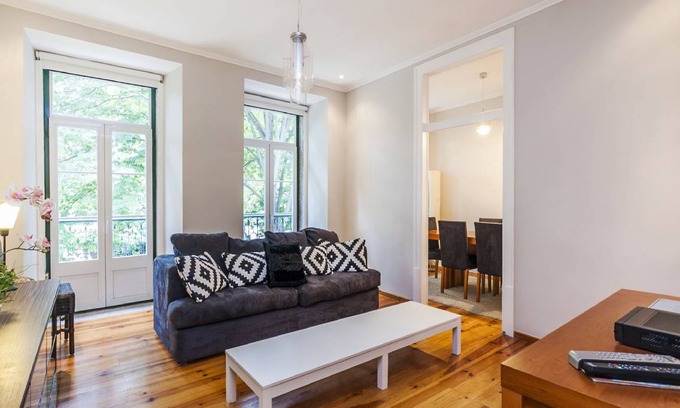 Merces Apartment | 85 m² Apartment ∙ 2 bedrooms ∙ 4 guests