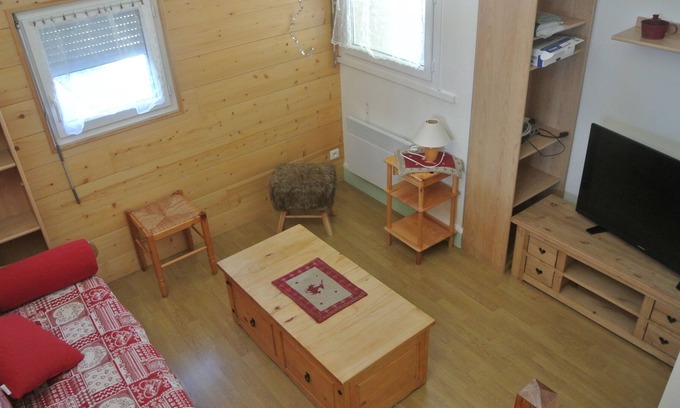 Saint-Jacques-des-Blats Apartment | 85m2 apartment for 8 people in Super Lioran. Near green run of Font de Cère