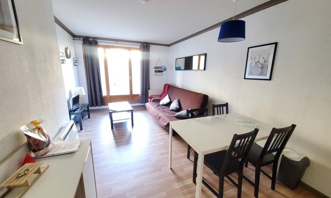 Besse-et-Saint-Anastaise Apartment | 87b