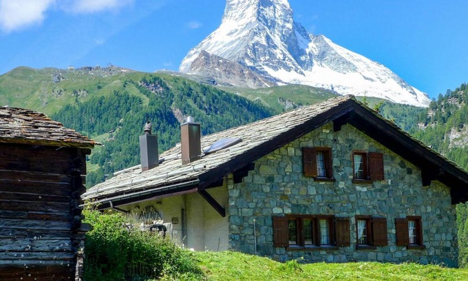 Zermatt Apartment | 89 m² Apartment ∙ 3 bedrooms ∙ 6 guests