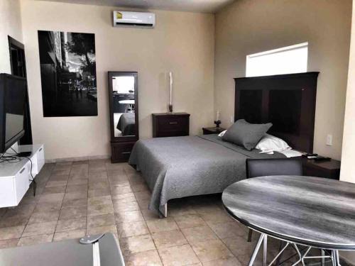 Torreon Apartment | 9- Complete Apartment with Invoice
