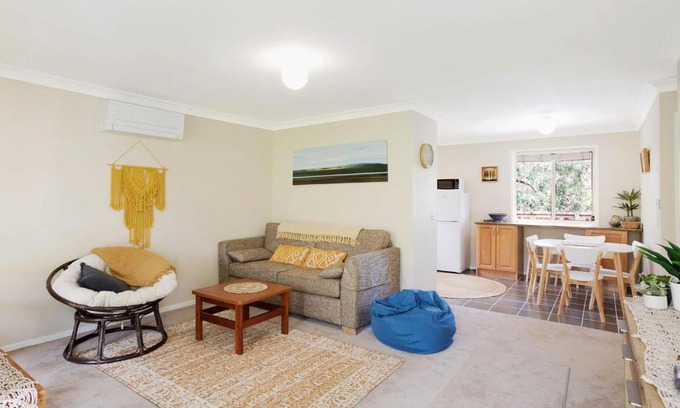 Dalmeny House | 9 Mummaga Way, Dalmeny