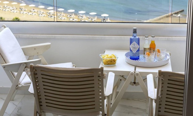 Larnaca Apartment | 90 m² Apartment ∙ 2 bedrooms ∙ 4 guests