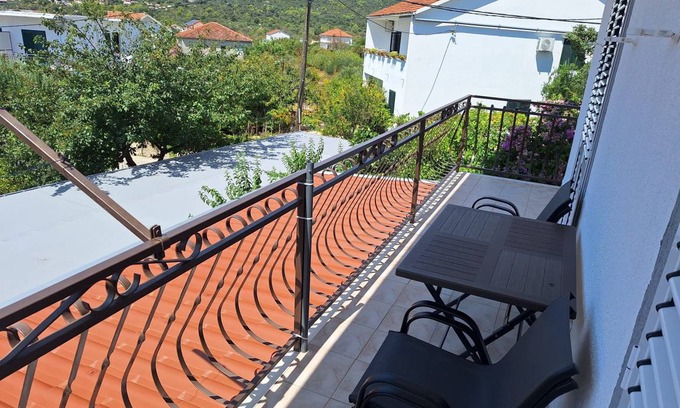 Vinisce Apartment | 90 m² Apartment ∙ 2 bedrooms ∙ 5 guests