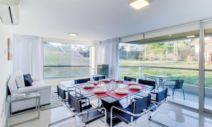 Punta del Este Apartment | 90 m² Apartment ∙ 4 bedrooms ∙ 8 guests