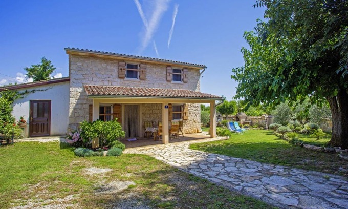 Bubani House | 90 m² House ∙ 3 bedrooms ∙ 5 guests