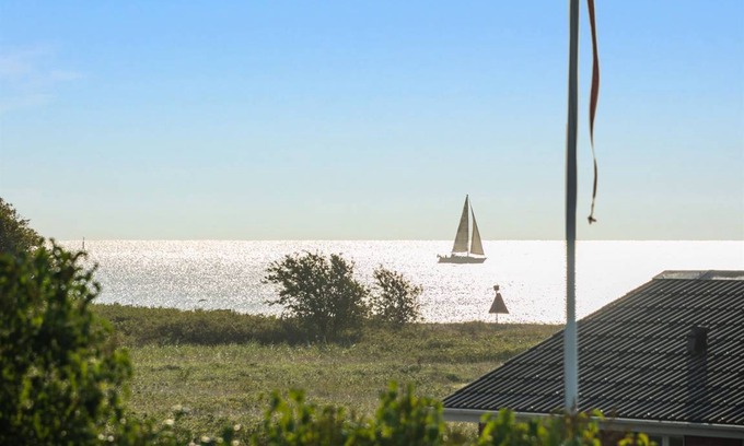 Flovt Strand House | 90 m² House ∙ 3 bedrooms ∙ 6 guests