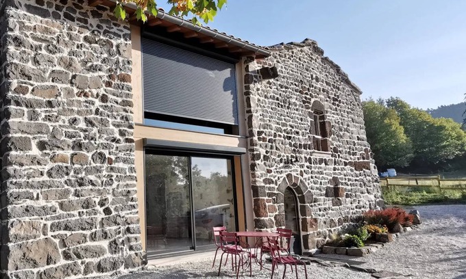 Arsac-en-Velay House | 90 m² House ∙ 2 bedrooms ∙ 4 guests